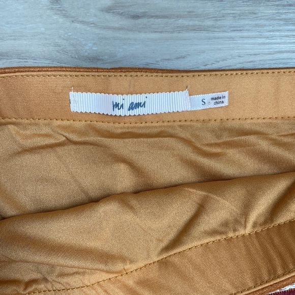 NWOT Francescas Collection Floral Mini Skirt - Picture 2 of 3